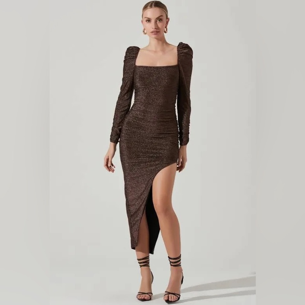 Astr the label Vanozza dress gold/brown